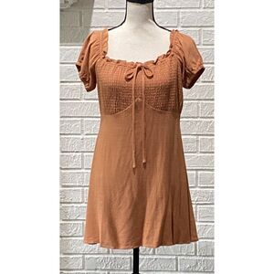 Le Lis Dress Size L, NWT